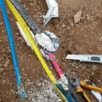 برقکشی برقکار  نصب دوربین|خدمات پیشه و مهارت|دزفول, |دیوار