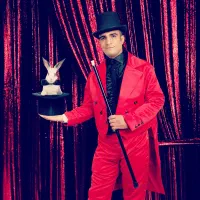 اجرا شعبده بازی و کمدین ،