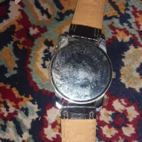 ساعت کلکسیونی|کلکسیون اشیاء عتیقه|بوژگان, |دیوار