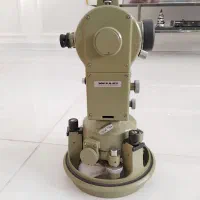 دوربین نقشه برداری ویلد سوئیس