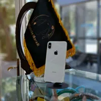 اپل iPhone X با حافظهٔ ۶۴ گیگابایت