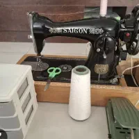 چرخ خیاطی المانی ۲عدد وژاپنی و اروپایی ولوازمات