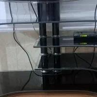 میز تی وی شیشه ای