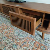 میز تلویزیون جنس چوبی بسیار تمیز|میز تلویزیون|کاشمر, |دیوار