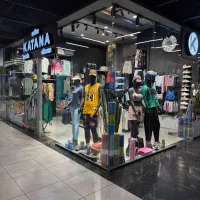 فروشنده لباس ورزشی