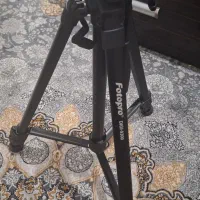 سه پایه دوربین عکاسی