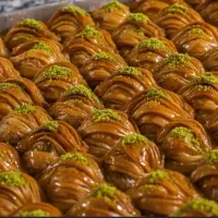 فروشنده قنادی خانم|استخدام خدمات فروشگاه و رستوران|اردبیل, |دیوار