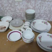 نعلبکی وچند ظرف لبپر واسه خونه باغ|ظروف سرو و پذیرایی|سبزوار, مدرس|دیوار