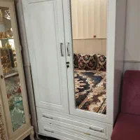 کمد لباس فروشی