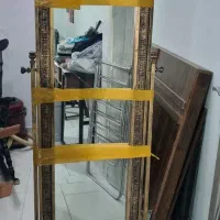 آینه ایستاده