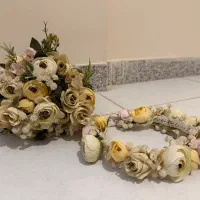 دسته گل عروس شیک و خاص بهمراه تاج
