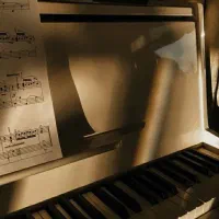 تدریس ساز پیانو بصورت خصوصی