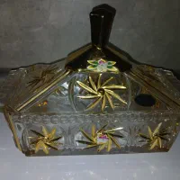 گز خوری طرح چک و پارچ و لیوان طرح چک.