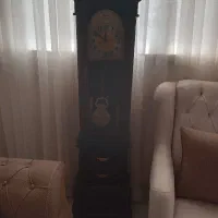 ساعت ایستاده تمیز وسالم