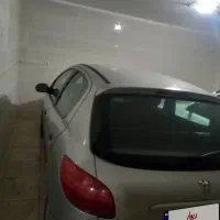 پژو ۲۰۶ مدل ۸۴ رنگ نقره ای|خودرو سواری و وانت|شهرکرد, |دیوار