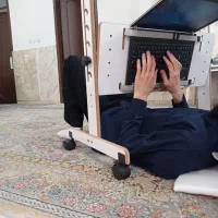 میز لپ تاپ و مطالعه طبی