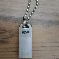 فلش 32 گیگ با کلی آهنگ