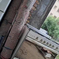 گاز ۵ شعله بهمراهه دو تخته فرش شش متری