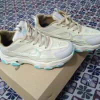 کفش اسپرت در حد نو.|کیف، کفش، کمربند|بیرجند, |دیوار