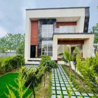 ویلا-مدرن-دوبلکس-منطقه-سرسبز-با-سازه-دلنشین-سنددار