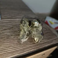 سنگ پیریت طلا