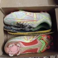 کتونی فوتبال مخصوص چمن همراه با کفی|کیف، کفش، کمربند|قم, فرهنگیان و شهربانی|دیوار