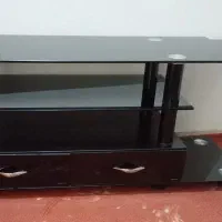 میز tv، ترکیب ششیشه سکوریت و ام دی اف