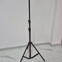 سه پایه رینگ لایت