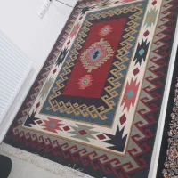 فرش ۱۲ متری و گلیم ۴ متری