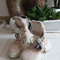 کفش بوت|کیف، کفش، کمربند|نیشابور, خط کاشمر|دیوار