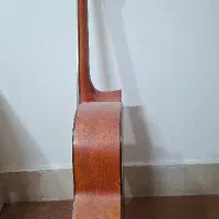 گیتار در حد نو