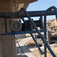بالابر ساختمانی برقی در حد نو
