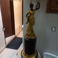 مجسمه برنز