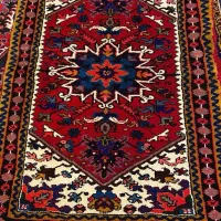 فرش دست بافت زرنیم۱ونیم در یک