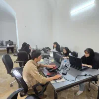 طراح گرافیک حرفه ای