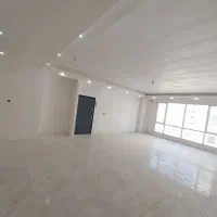 ۱۳۲ متر / ۳خواب / جنوبی / ۳خواب نورگیر/قایمیه