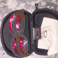 عینک ورزشی اوکلی امریکا اصلی|تجهیزات ورزشی|رشت, گلباغ نماز|دیوار