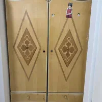 کمد دو لنگه