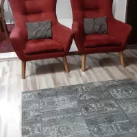 دوعدد مبل راحتی تکنفره و یک سه نفره