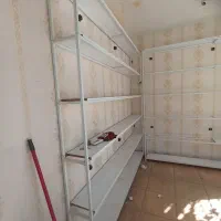 قفسه فلزی