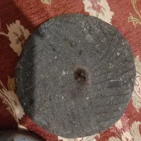 آسیاب دستی قدیمی|کلکسیون اشیاء عتیقه|سنگر, |دیوار