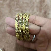 النگو کشمیری|جواهرات|نجف‌آباد, شهدای غربی|دیوار