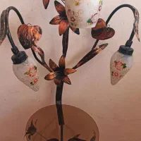 آباژور و میز تلفن