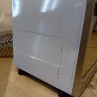 توستر رنگ سفید درحد نو|اجاق گاز و لوازم برقی پخت‌وپز|قزوین, |دیوار