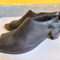 کفش چرم زنانه، کاملا سالم|کیف، کفش، کمربند|شاهین‌شهر, عطار|دیوار