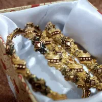 النگو کشمیری|جواهرات|اصفهان, باغ زرشک|دیوار