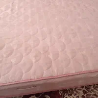 تشک طبی فنری ۲نفره سالم تمیز بدون پارگی
