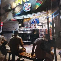 فست فود کار.صندق دار