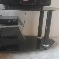 میز تلویزیون شیشه ای