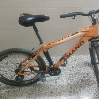 دوچرخه|دوچرخه، اسکیت، اسکوتر|بروجن, |دیوار